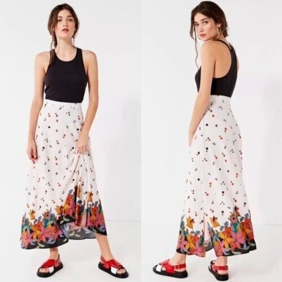 Urban Outfitters Raine Floral Maxi Skirt Boho Chic Flowy Lined Side Slits Size 2 - Picture 1 of 13